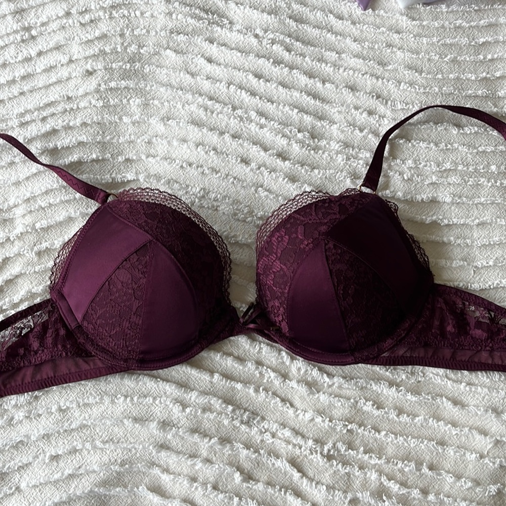 Victoria’s Secret purple lace push up bra
